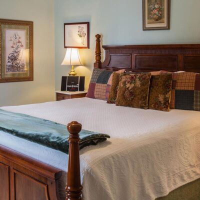 Green Suite Bed
