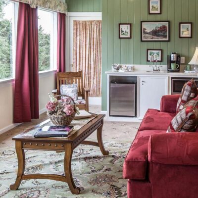 Green Suite Living Room