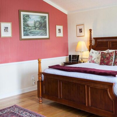 Hilltop Cottage Room